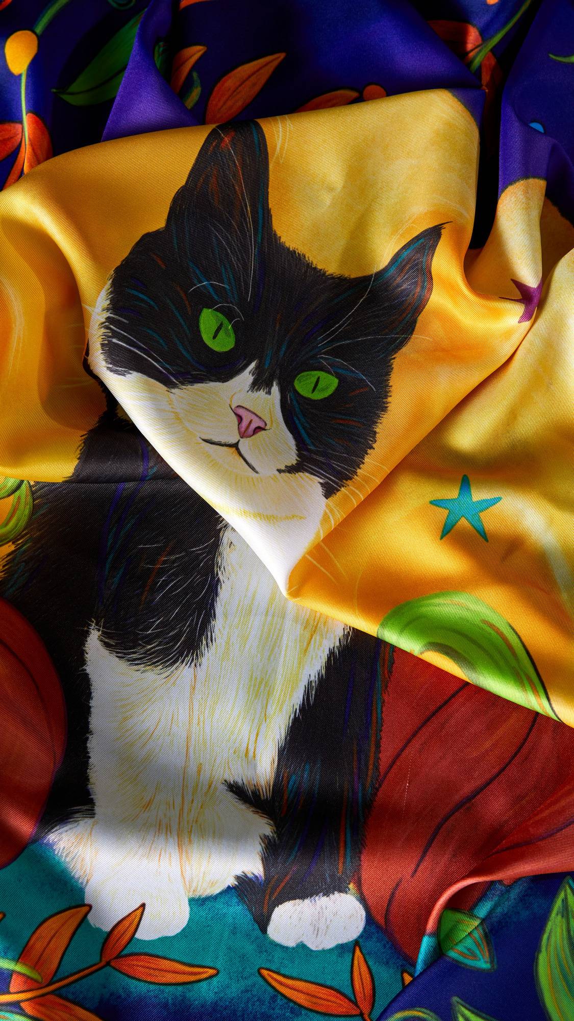 Luna The Cat - 70cm x 70cm