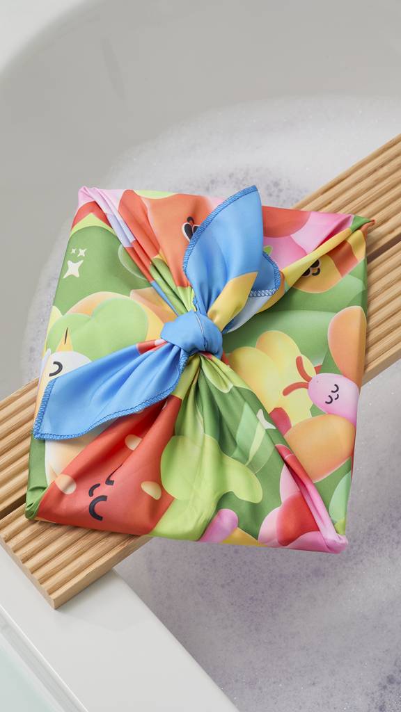 Blooming Lovely - 70cm x 70cm